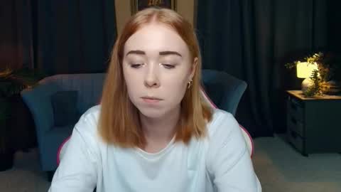 Nelli online show from December 2025 07:42:02 PM