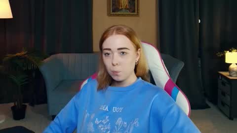 Nelli online show from December 2025 08:48:01 PM