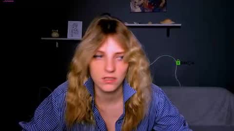 nelly_storm online show from September 2025 07:25:01 PM