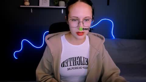 nelly_storm online show from September 2025 07:39:02 PM