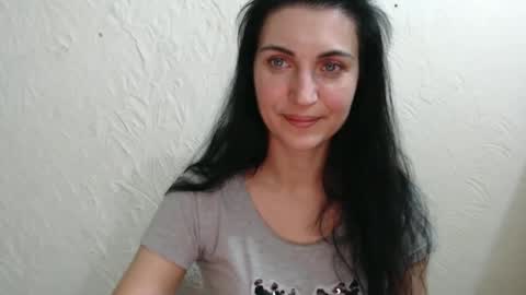 Nensy online show from December 2024 03:00:02 AM