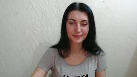 Nensy online show from January 2025 03:32:01 PM