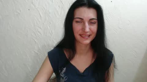 Nensy online show from February 2025 09:21:02 PM