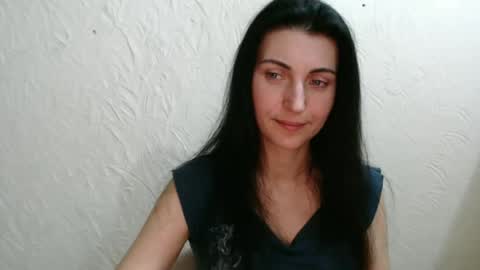 Nensy online show from February 2025 12:37:01 AM
