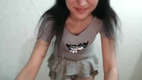 Nensy online show from March 2025 06:33:01 PM