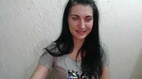 Nensy online show from March 2025 01:39:01 AM