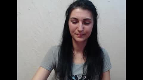 Nensy online show from March 2025 03:41:01 PM