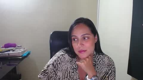 kelly lopez online show from March 2025 07:54:02 PM