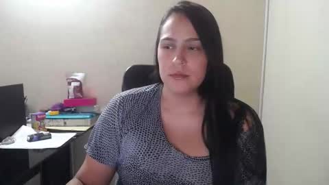 kelly lopez online show from September 2025 08:42:01 PM
