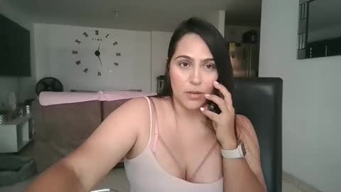 Snapshot of neny445 chatting on October 2025 05:30:01 PM kelly lopez online show from October 2025 05:30:01 PM