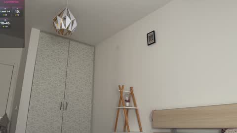 Snapshot of neondemon_ chatting on December 2024 09:13:02 PM maeve online show from December 2024 09:13:02 PM