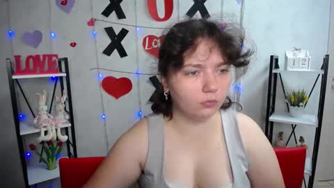Snapshot of neonilalisova chatting on September 2025 05:07:01 AM NeonilaLisova online show from September 2025 05:07:01 AM