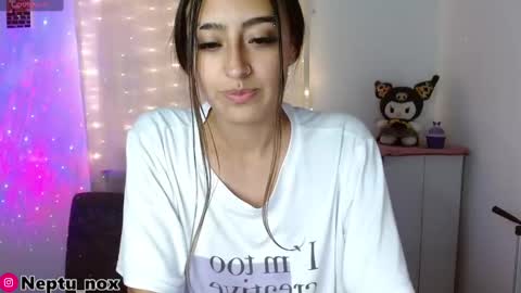 Snapshot of neptu_noxx chatting on January 2025 06:28:02 AM Neptu noxx online show from January 2025 06:28:02 AM