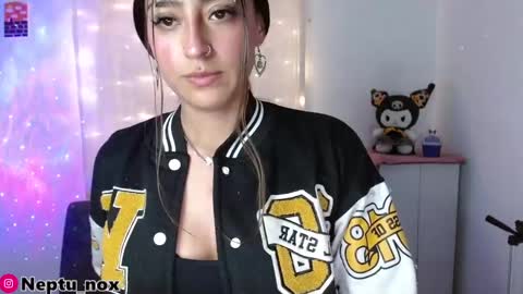 Snapshot of neptu_noxx chatting on January 2025 11:16:01 PM Neptu noxx online show from January 2025 11:16:01 PM