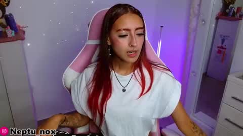 Snapshot of neptu_noxx chatting on September 2025 09:50:01 PM Neptu noxx online show from September 2025 09:50:01 PM