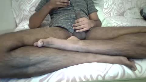 Nerlinlee online show from November 2025 06:50:02 PM