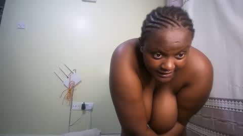 nerra_123 online show from October 2025 05:54:02 PM