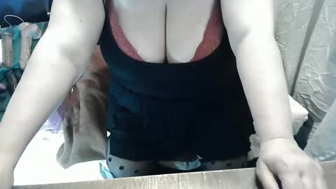 Snapshot of neslihan35 chatting on February 2025 12:16:02 PM neslihan online show from February 2025 12:16:02 PM