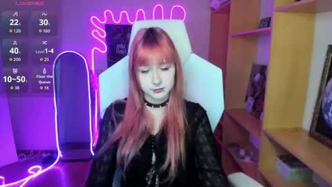 Snapshot of nessadarkk chatting on October 2025 01:58:02 AM Amami online show from October 2025 01:58:02 AM