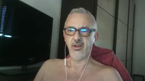 nevenerabis online show from October 2025 02:01:02 PM