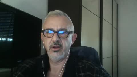 nevenerabis online show from November 2025 12:17:01 PM