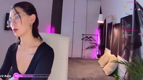 Alice online show from October 2025 08:39:01 PM