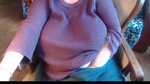 Lilly  online show from December 2024 09:02:02 AM