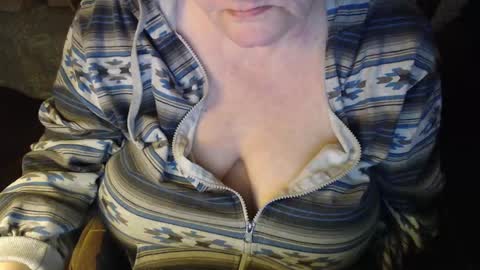 Lilly  online show from December 2024 03:30:01 AM