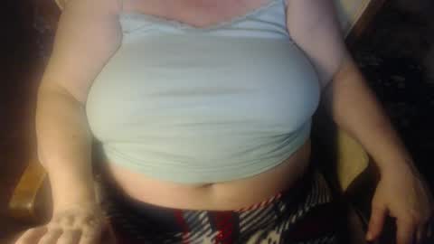 Lilly  online show from March 2025 09:13:02 PM