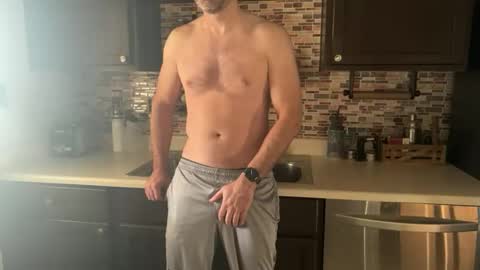 Snapshot of newguy_097 chatting on October 2025 02:37:01 PM newguy_097 online show from October 2025 02:37:01 PM