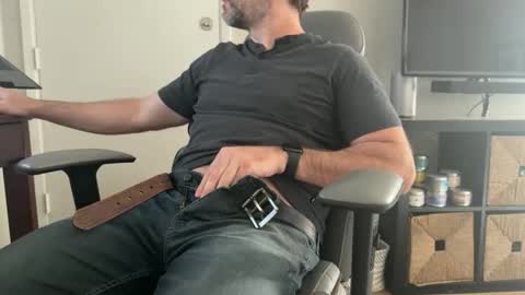 Snapshot of newguy_097 chatting on October 2025 03:46:02 PM newguy_097 online show from October 2025 03:46:02 PM