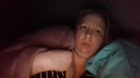 Newhope1983 online show from September 2025 05:07:01 AM