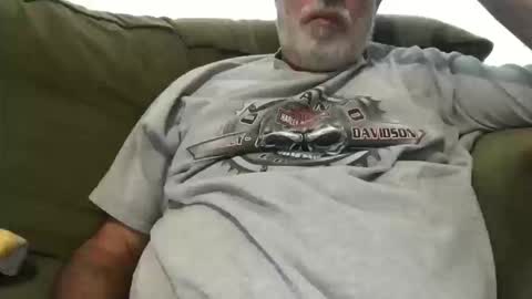 Snapshot of newtman68 chatting on October 2025 07:03:02 PM newtman68 online show from October 2025 07:03:02 PM