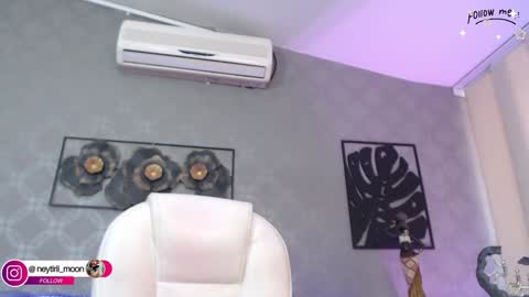 Sandra online show from March 2025 02:32:02 PM