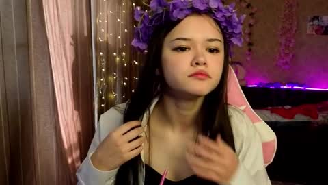 Snapshot of nezo_cutee chatting on October 2025 08:15:02 AM Nezoro online show from October 2025 08:15:02 AM