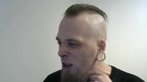 Snapshot of nezvers chatting on February 2025 06:56:02 PM YouPick online show from February 2025 06:56:02 PM