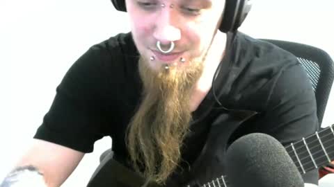 Snapshot of nezvers chatting on February 2025 06:19:01 PM YouPick online show from February 2025 06:19:01 PM