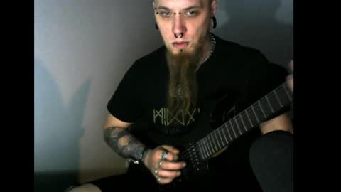 Snapshot of nezvers chatting on March 2025 03:08:01 AM YouPick online show from March 2025 03:08:01 AM