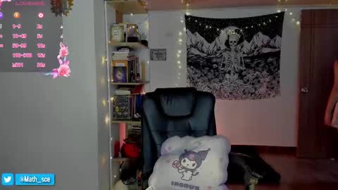 Nia online show from November 2025 08:41:02 PM