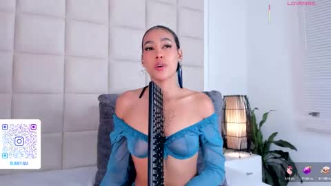 Snapshot of nia_bunny chatting on September 2025 02:22:01 PM Nia online show from September 2025 02:22:01 PM