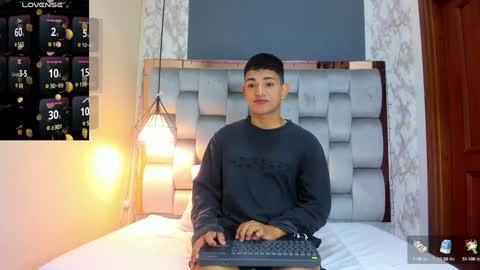 Snapshot of niall_falcon chatting on January 2025 12:41:02 PM Niall online show from January 2025 12:41:02 PM