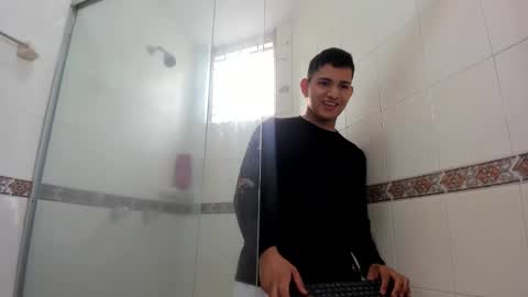 Snapshot of niall_falcon chatting on January 2025 12:29:02 PM Niall online show from January 2025 12:29:02 PM