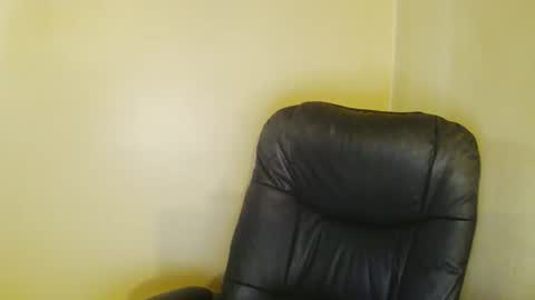 Snapshot of niccibaby chatting on November 2025 05:02:02 PM Nicci babyyy online show from November 2025 05:02:02 PM