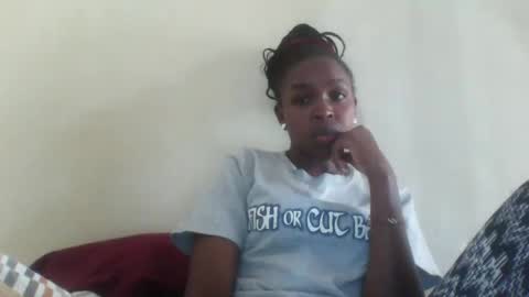 nicemillow online show from December 2024 01:09:02 PM