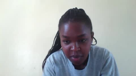 nicemillow online show from December 2024 08:44:02 AM
