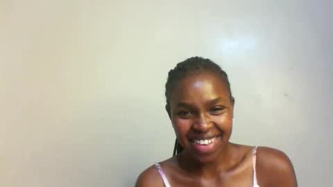 nicemillow online show from December 2024 11:19:01 PM