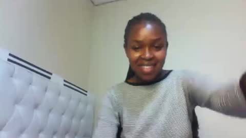 nicemillow online show from December 2024 11:24:01 PM