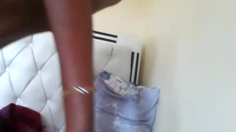 nicemillow online show from December 2024 10:28:02 AM