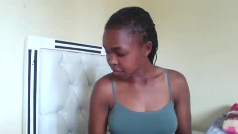 nicemillow online show from December 2024 09:14:01 AM