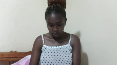nicemillow online show from March 2025 07:27:02 PM